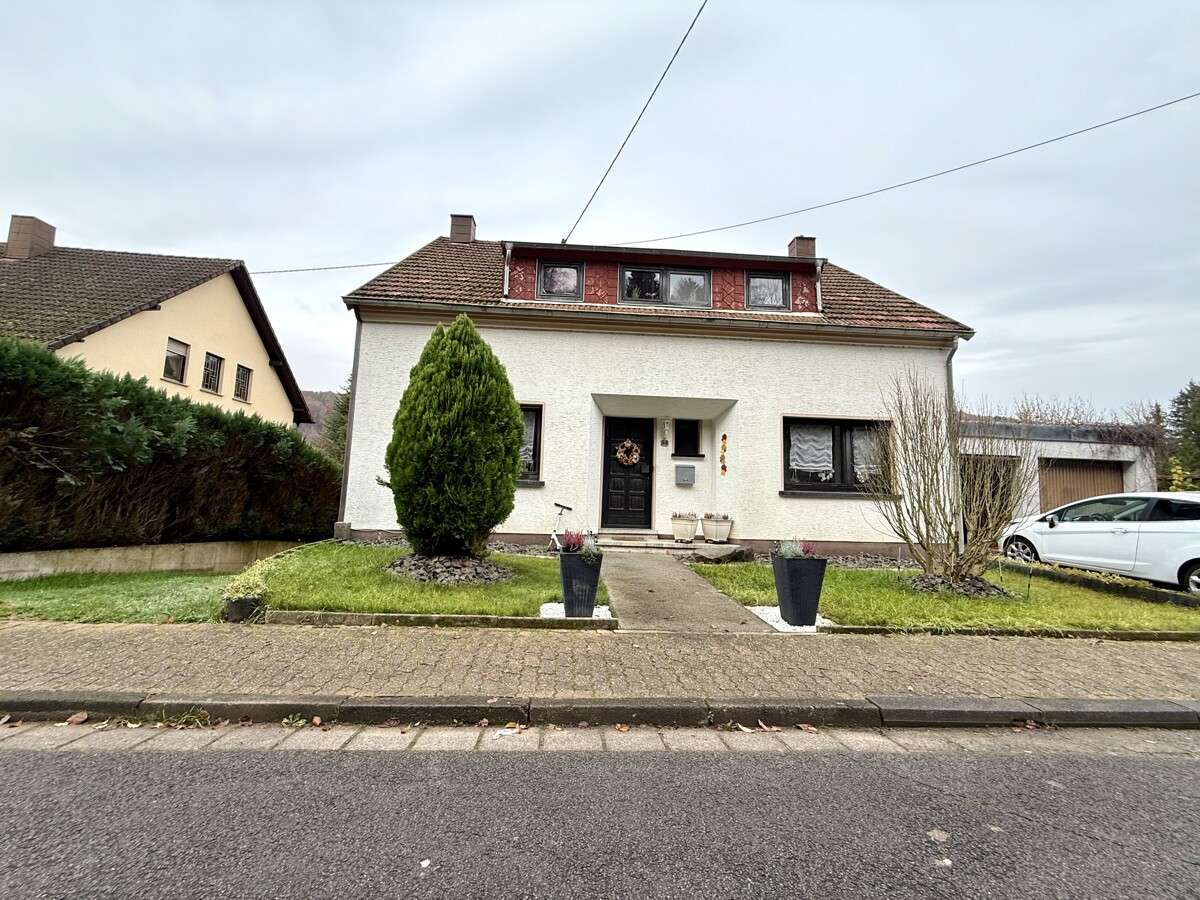 Thumbnail-Haus zum Kaufen in Beckingen 129.000,00 € 140 m²