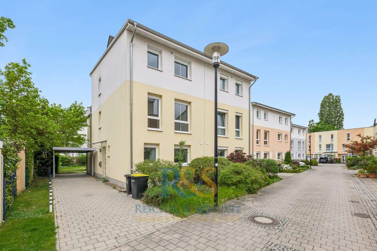 Thumbnail-Haus zum Kaufen in Berlin Hakenfelde 695.000,00 € 140 m²