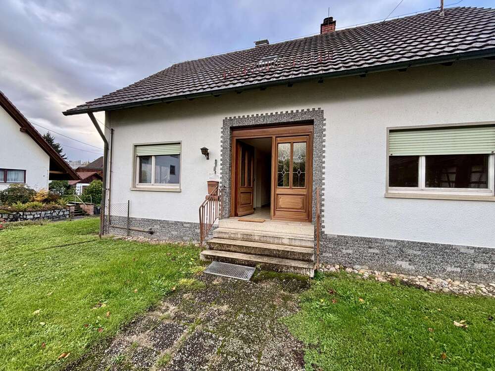 Thumbnail-Haus zum Kaufen in Offenburg 349.000,00 € 153.82 m²