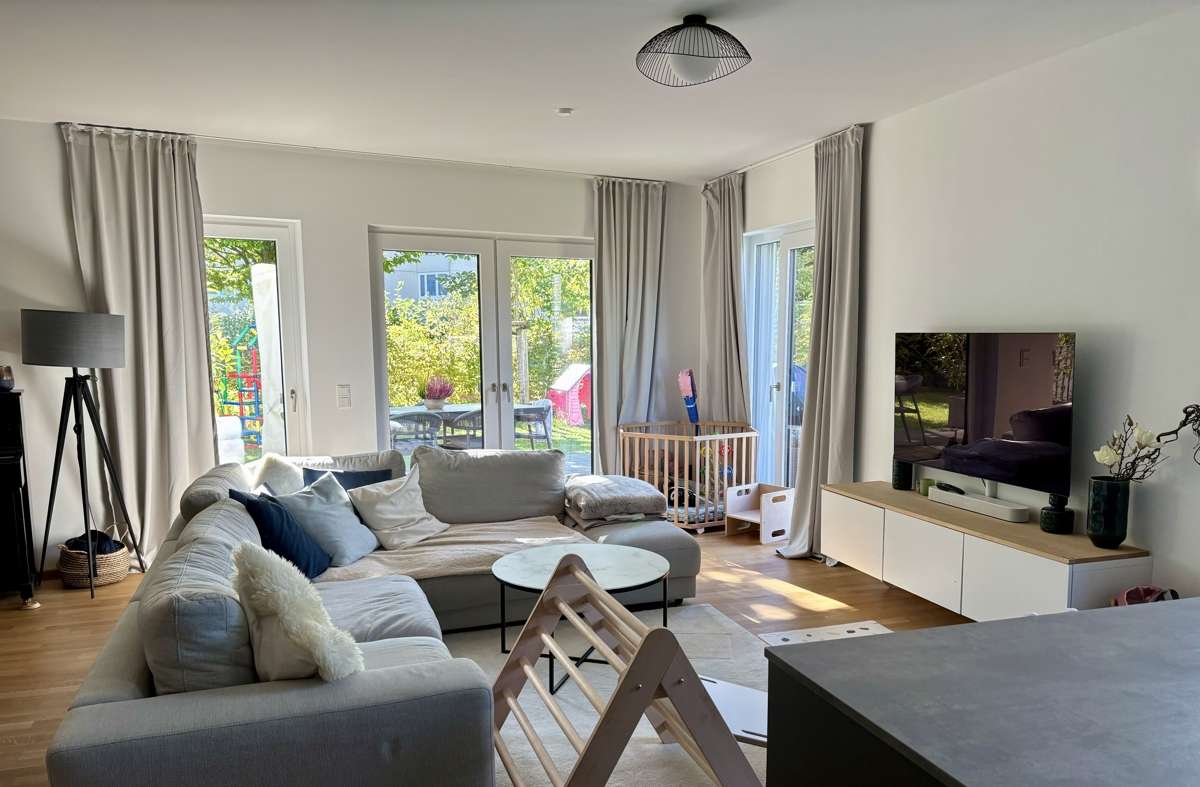 Thumbnail-Wohnung zum Mieten in Hamburg 2.300,00 € 133 m²