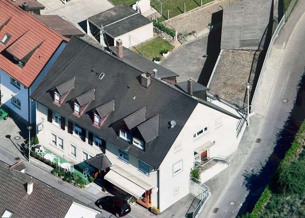 Thumbnail-Haus zum Kaufen in Efringen-Kirchen 690.000,00 € 490 m²
