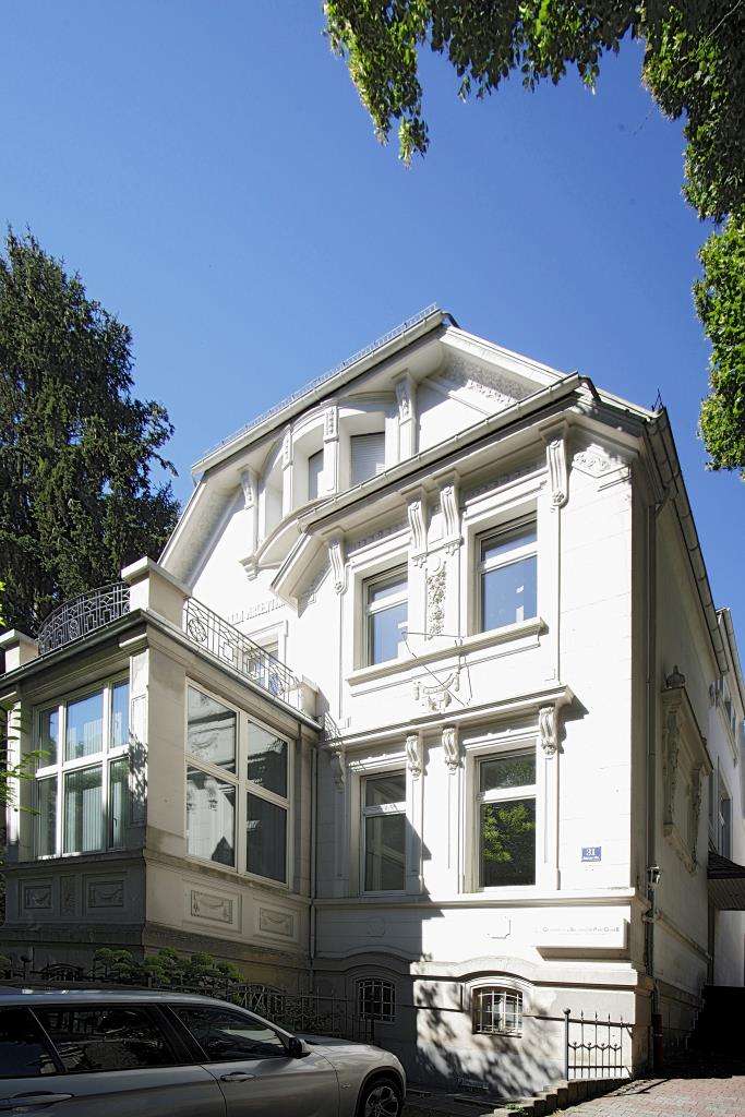 Thumbnail-Wohnung zum Mieten in Wiesbaden 1.950,00 € 134 m²
