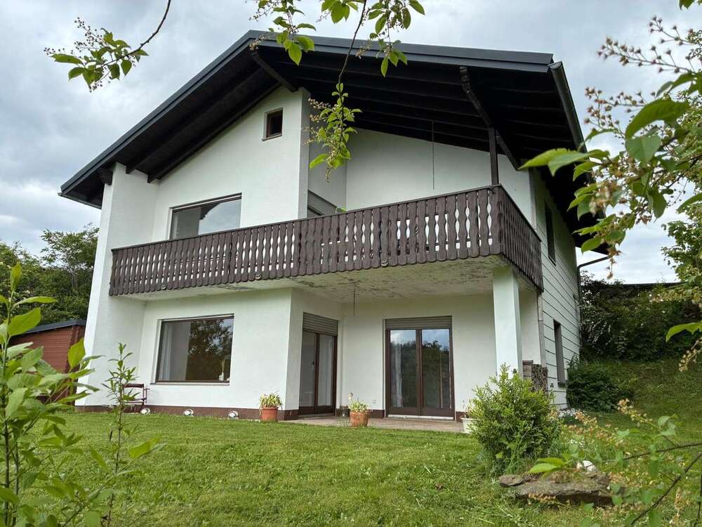 Thumbnail-Haus zum Kaufen in Enchenreuth 240.000,00 € 128 m²