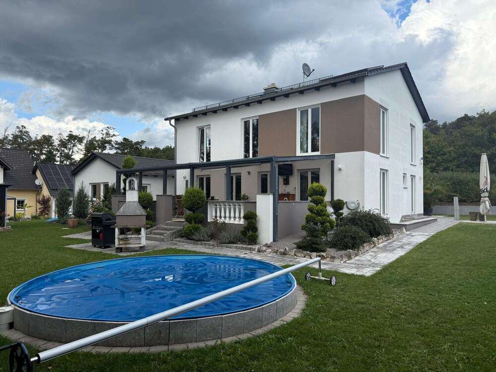 Thumbnail-Haus zum Kaufen in Maxhütte-Haidhof 695.000,00 € 227.85 m²