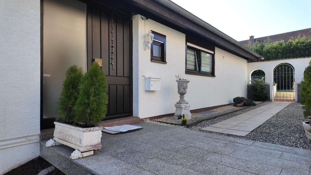 Thumbnail-Haus zum Kaufen in Eisenberg 489.000,00 € 106 m²