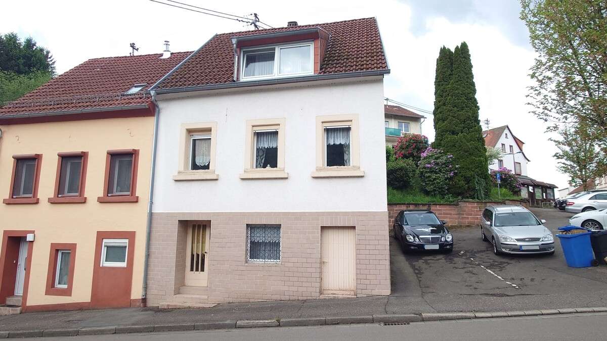 Thumbnail-Haus zum Kaufen in Lemberg 99.000,00 € 103.06 m²