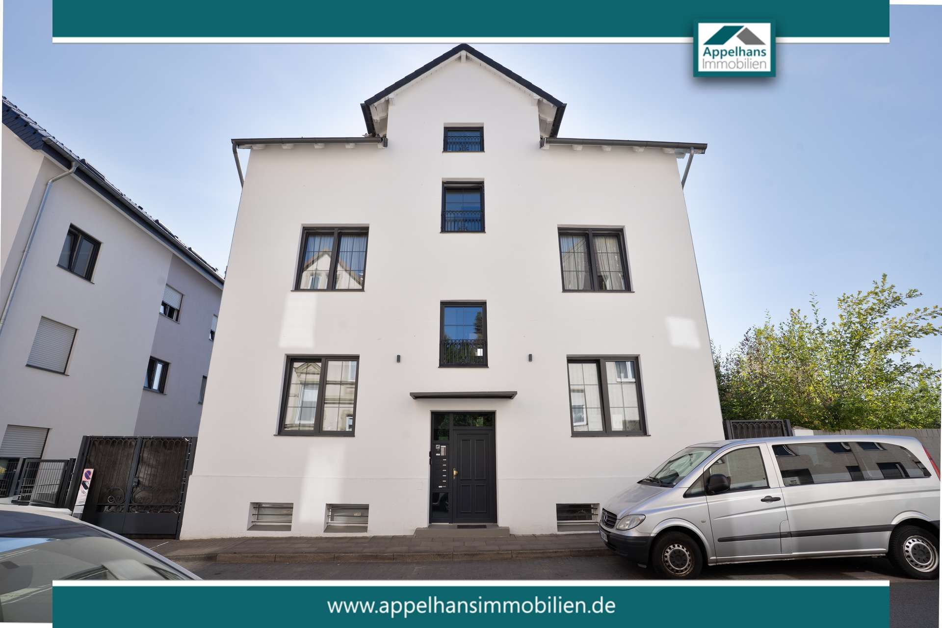 Thumbnail-Haus zum Kaufen in Bielefeld 1.449.000,00 € 323 m²