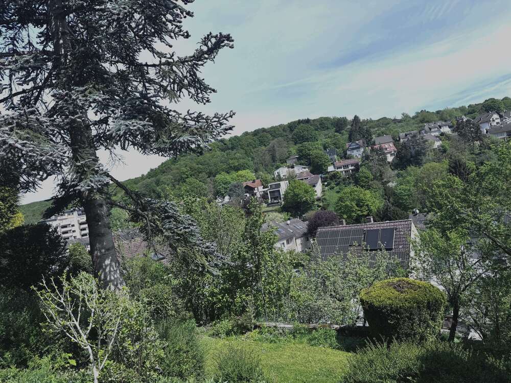 Thumbnail-Haus zum Kaufen in Bad Soden -Altenhain 1.050.000,00 € 254 m²