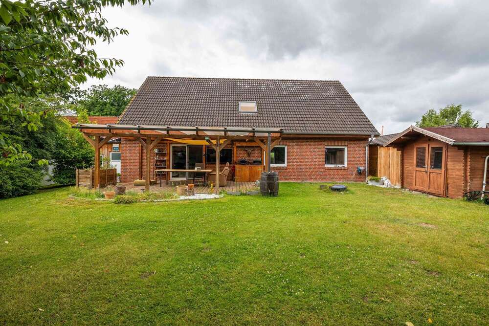 Thumbnail-Haus zum Kaufen in Lachendorf 364.900,00 € 196.7 m²