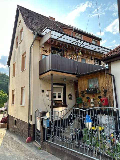 Thumbnail-Haus zum Kaufen in Neckargerach 94.000,00 € 129 m²