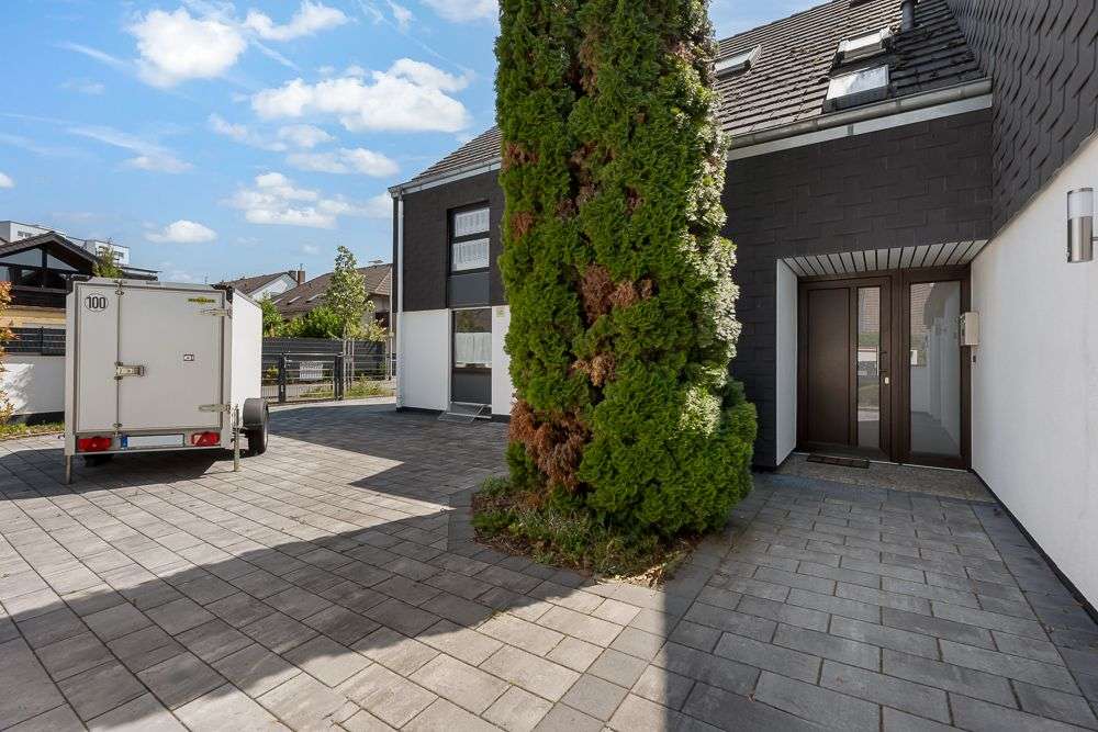 Thumbnail-Haus zum Kaufen in Mörfelden-Walldorf 820.000,00 € 229.1 m²