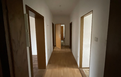 Thumbnail-Wohnung zum Kaufen in Wilhelmshaven 65.000,00 € 71.71 m²