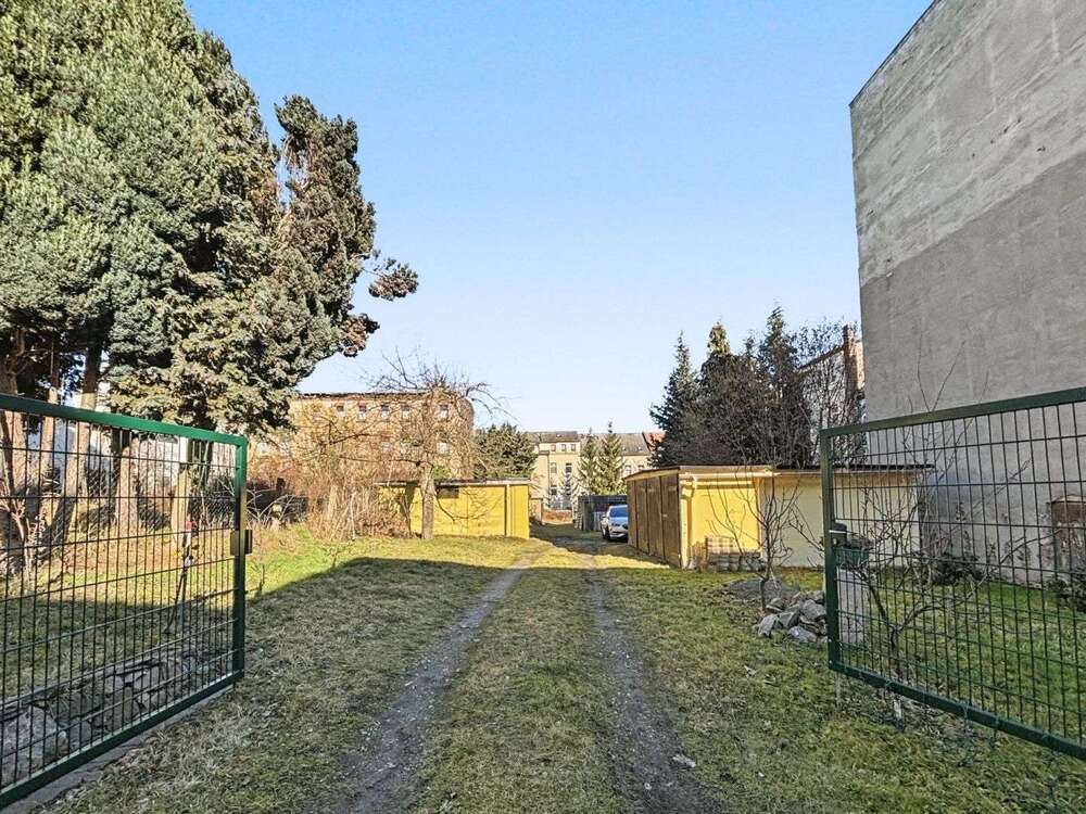 Thumbnail-Grundstück in Werdau 44.999,00 € 930 m²