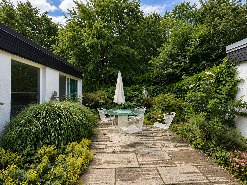 Thumbnail-Haus zum Kaufen in Stuttgart 898.000,00 € 190.48 m²