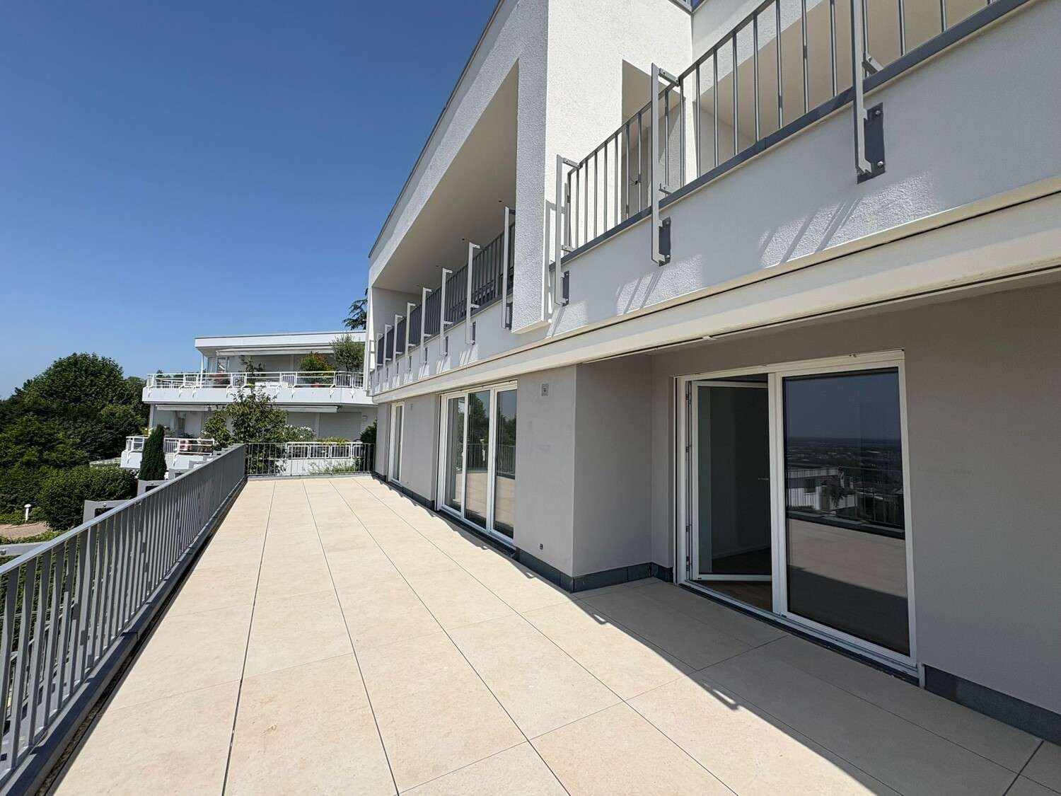 Thumbnail-Wohnung zum Mieten in Weinheim 2.100,00 € 114 m²