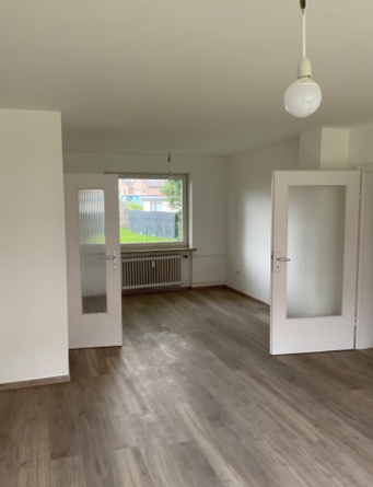Thumbnail-Wohnung zum Kaufen in Wilhelmshaven 120.000,00 € 91.47 m²