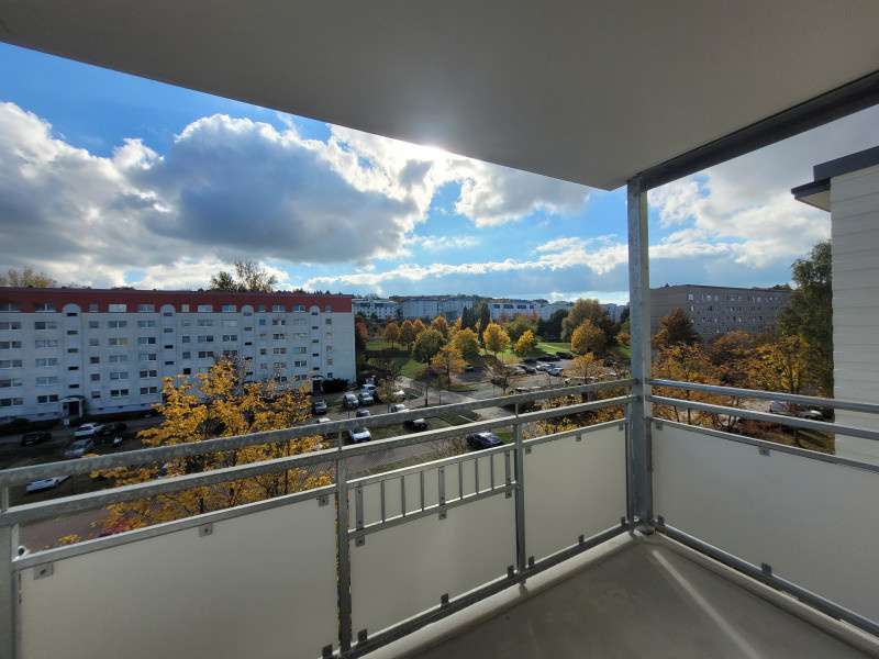 Thumbnail-Wohnung zum Mieten in Plauen 303,47 € 56.83 m²