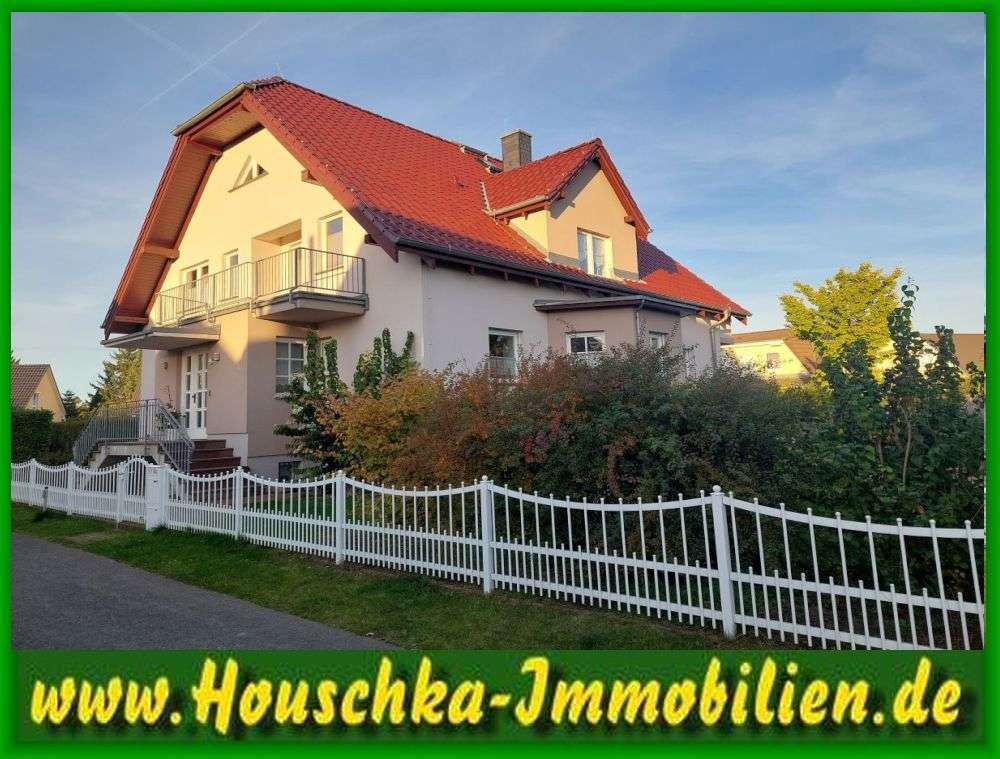 Thumbnail-Haus zum Kaufen in Hohen Neuendorf 890.000,00 € 250 m²
