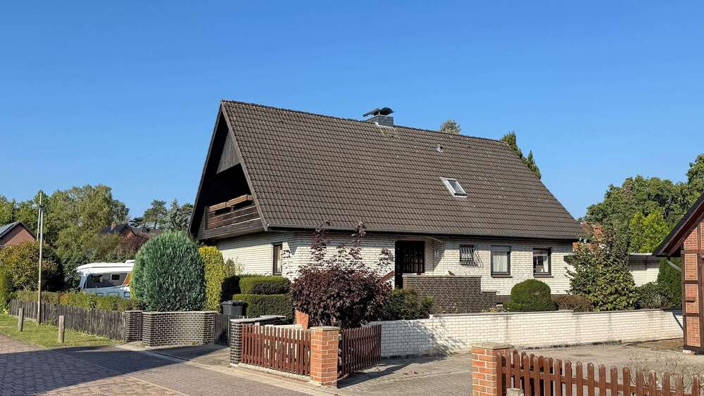 Thumbnail-Haus zum Kaufen in Hambühren 299.000,00 € 175 m²