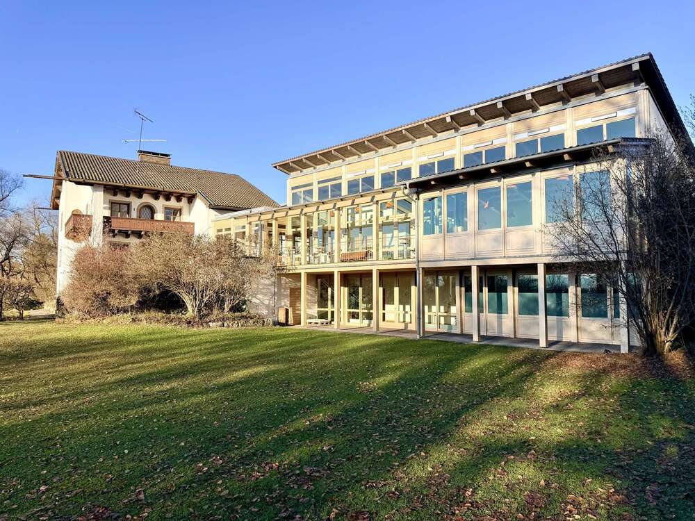 Thumbnail-Haus zum Kaufen in Stephanskirchen 1.390.000,00 € 622 m²