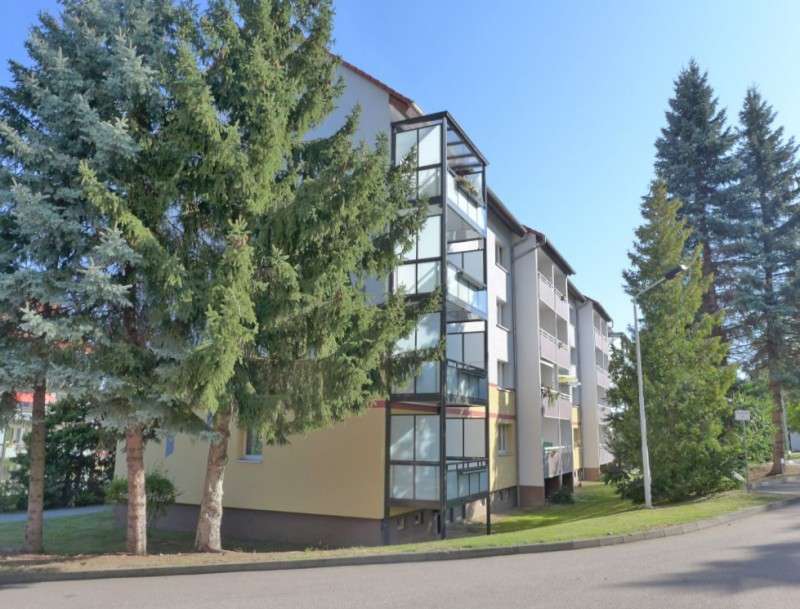 Thumbnail-Wohnung zum Mieten in Limbach-Oberfrohna 280,00 € 49.96 m²