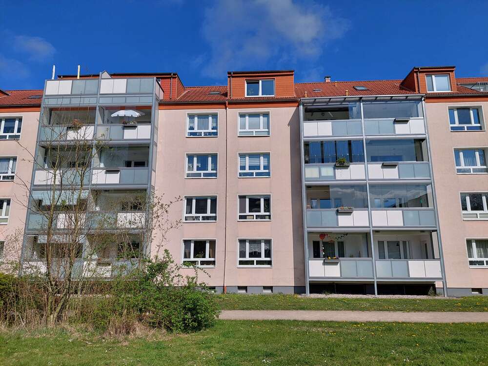 Thumbnail-Wohnung zum Kaufen in Rostock 199.000,00 € 61.5 m²