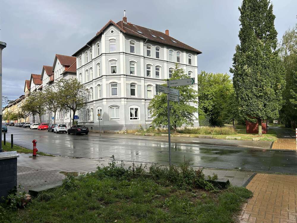 Thumbnail-Wohnung zum Kaufen in Braunschweig 210.000,00 € 98 m²