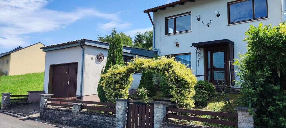 Thumbnail-Haus zum Kaufen in Retzstadt 295.000,00 € 185 m²