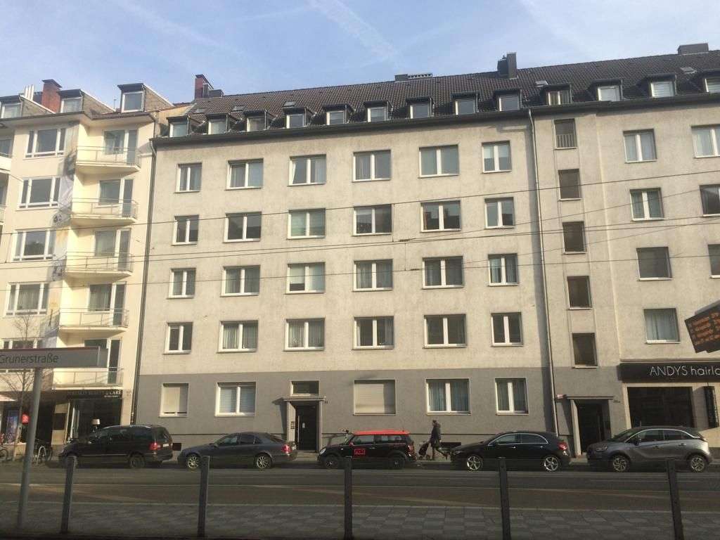Thumbnail-Wohnung zum Kaufen in Düsseldorf 260.000,00 € 64 m²