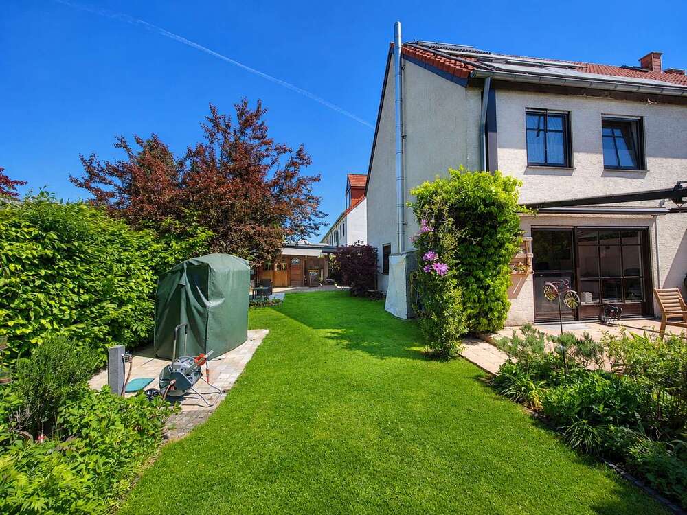 Thumbnail-Haus zum Kaufen in Köln 735.000,00 € 148.66 m²