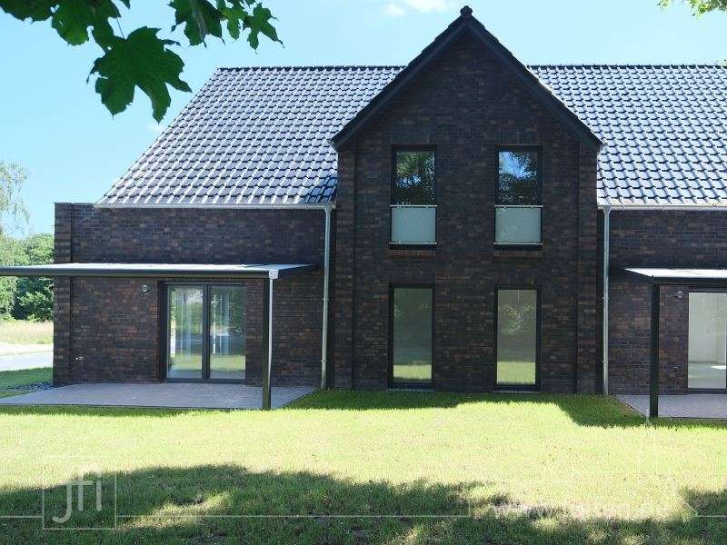 Thumbnail-Haus zum Mieten in Leer (Ostfriesland) 1.300,00 € 128.35 m²