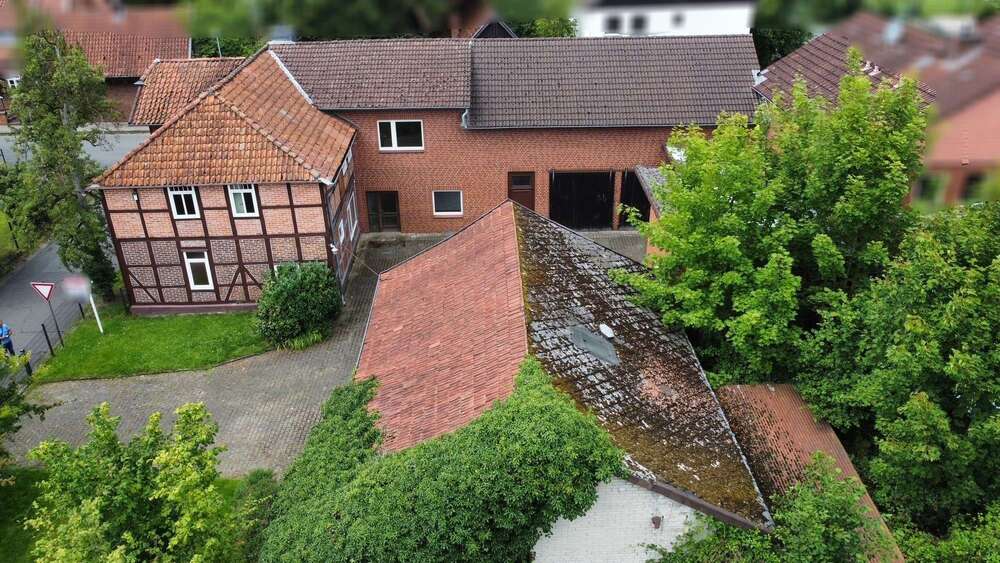 Thumbnail-Haus zum Kaufen in Bergen 249.000,00 € 230 m²