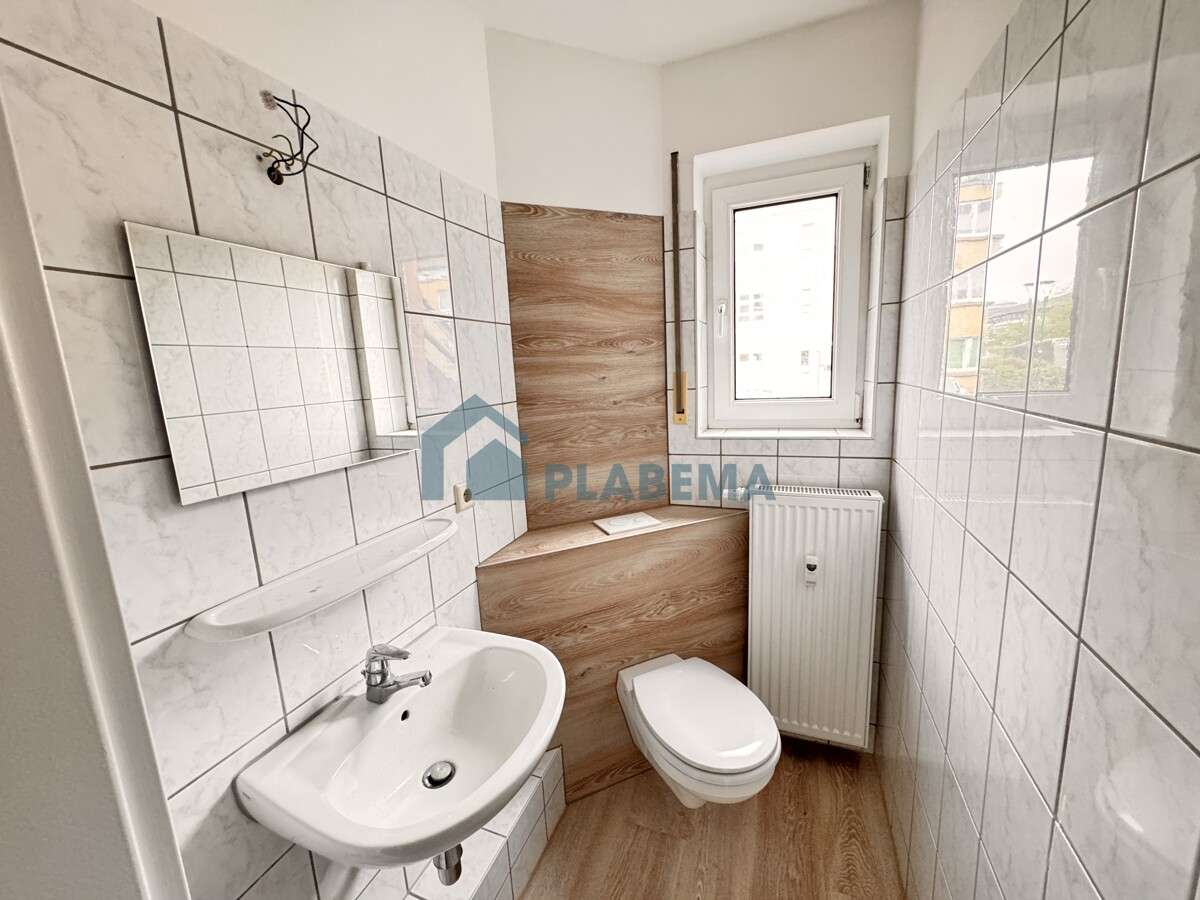 Thumbnail-Wohnung zum Mieten in Neubrandenburg 1.299,50 € 90.66 m²