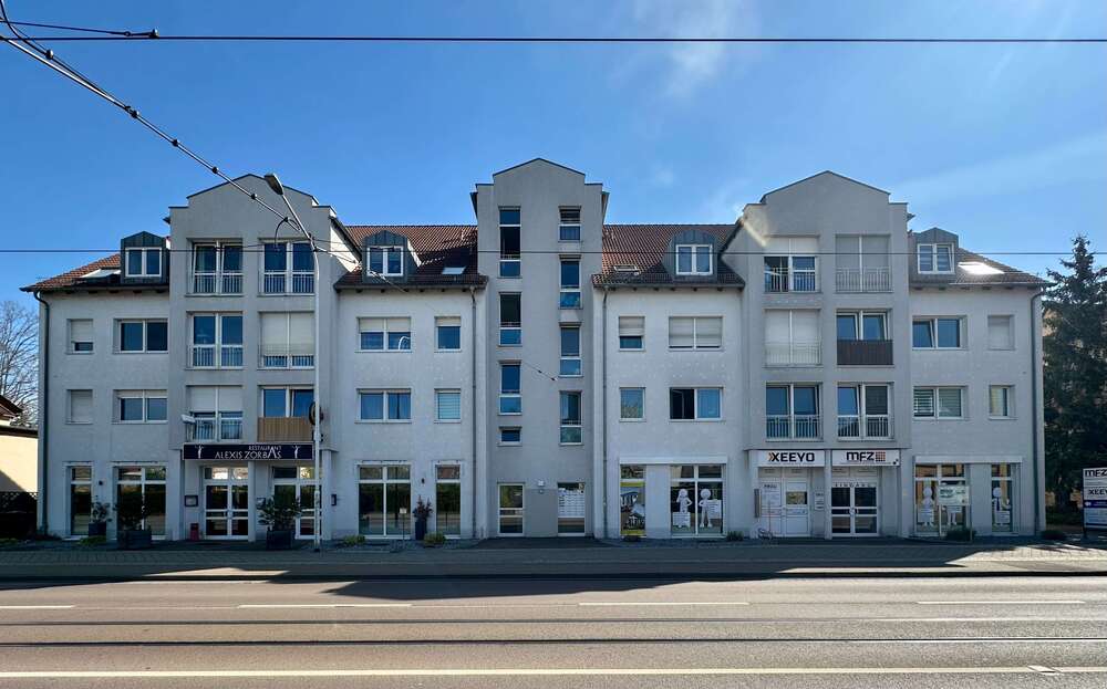 Thumbnail-Wohnung zum Kaufen in Halle (Saale) 42.000,00 € 23.23 m²