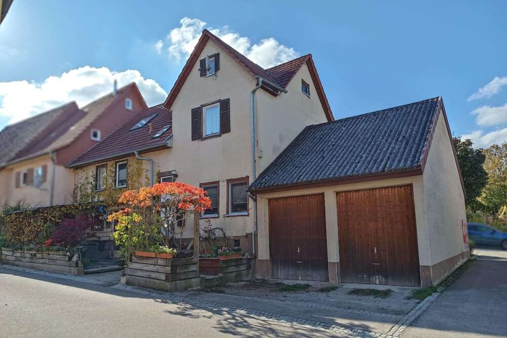 Thumbnail-Haus zum Kaufen in Vaihingen 348.000,00 € 115.37 m²