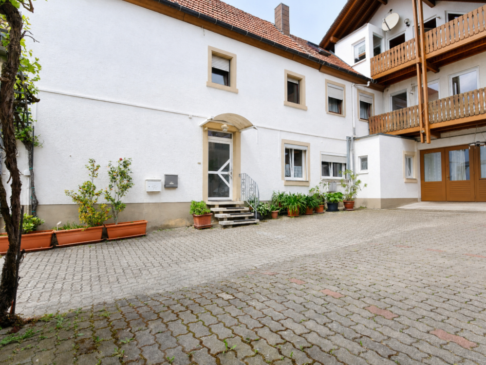 Thumbnail-Haus zum Kaufen in Roschbach 169.000,00 € 133.4 m²