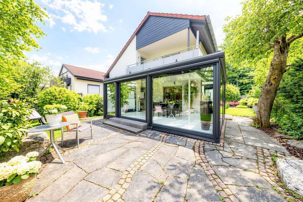 Thumbnail-Haus zum Kaufen in Böblingen 949.000,00 € 206 m²