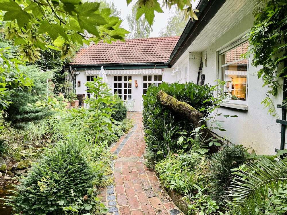 Thumbnail-Haus zum Kaufen in Wächtersbach 690.000,00 € 270 m²