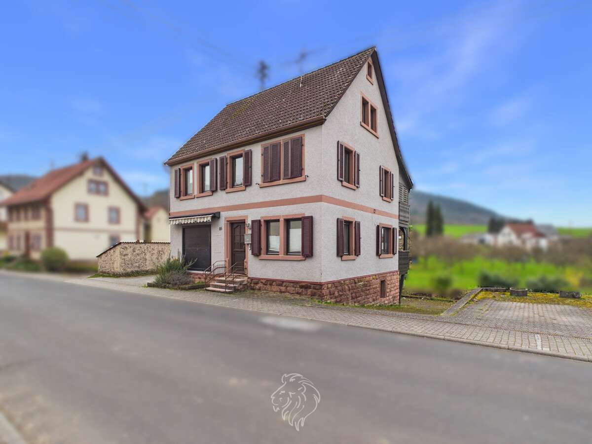 Thumbnail-Haus zum Kaufen in Freudenberg 179.000,00 € 161 m²