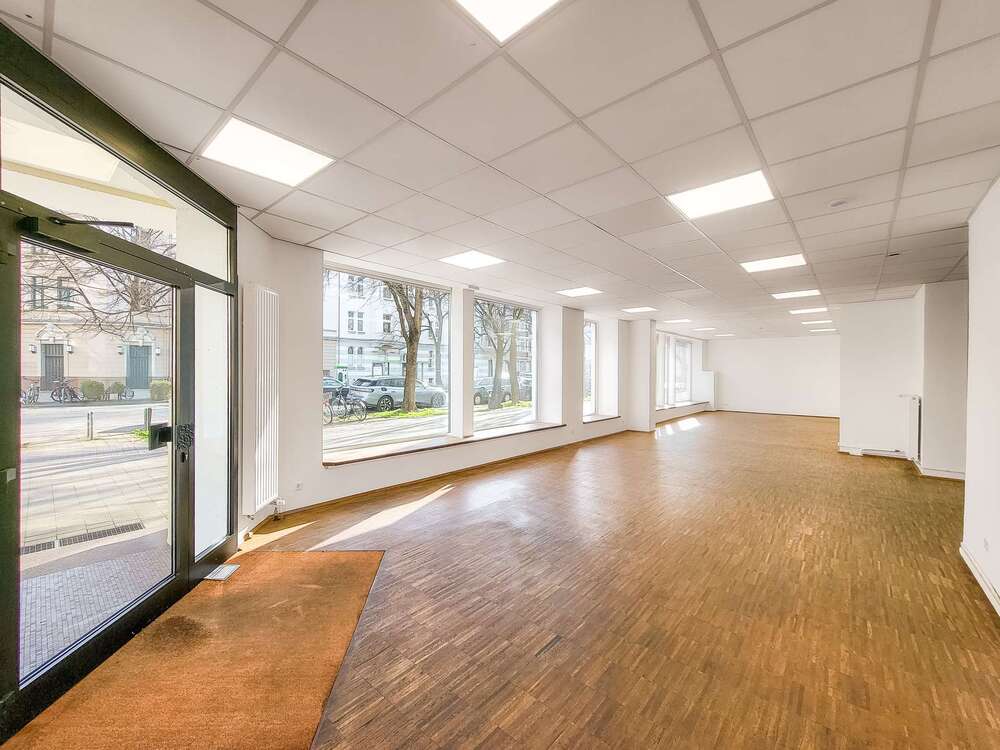 Thumbnail-Einzelhandel in Hannover 1.946,00 € 156 m²