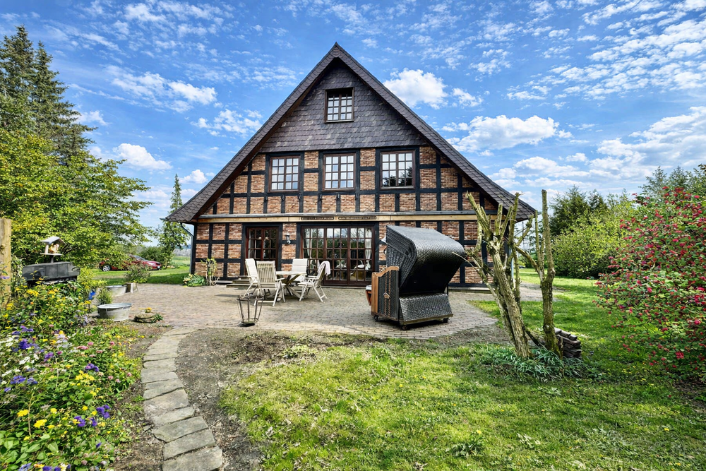 Thumbnail-Haus zum Kaufen in Cuxhaven 595.000,00 € 230 m²