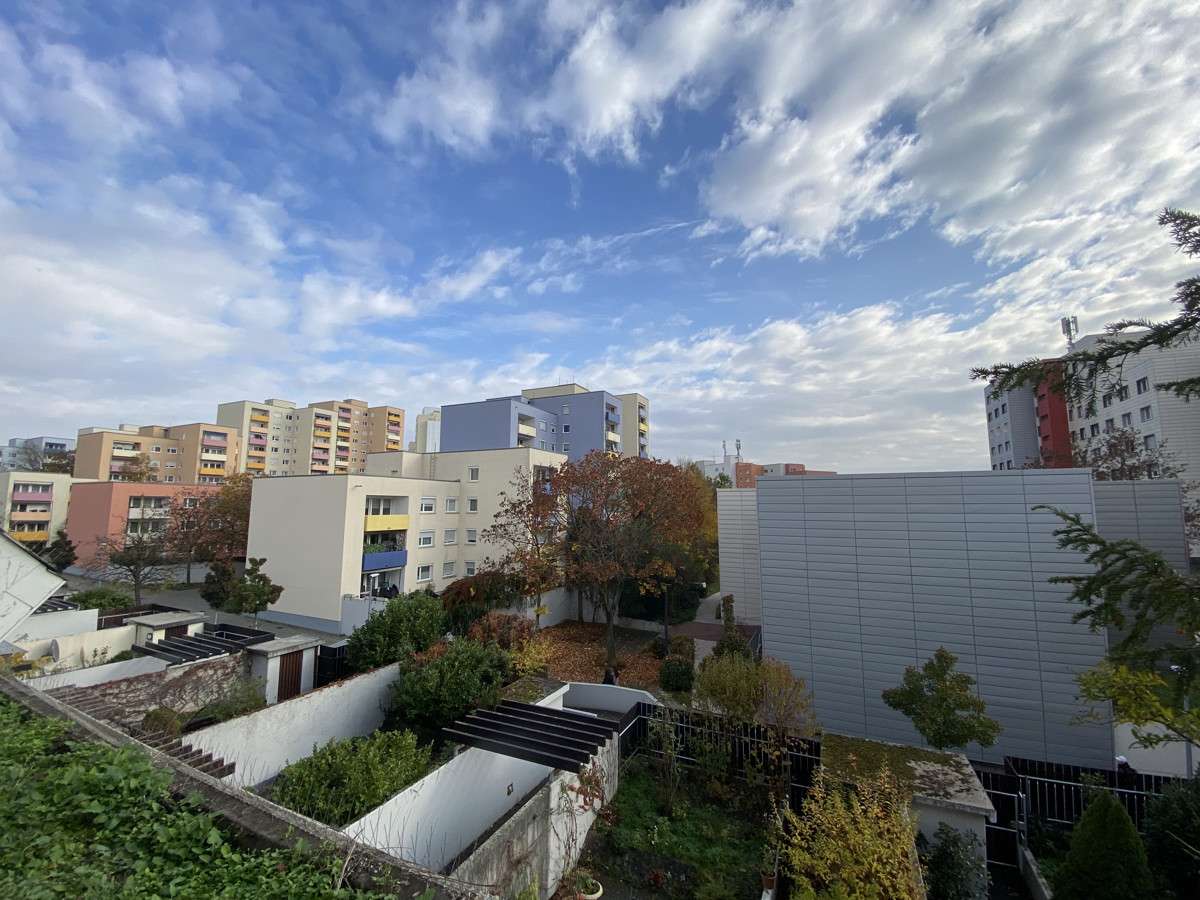 Thumbnail-Wohnung zum Kaufen in Stuttgart Neugereut 429.000,00 € 130 m²