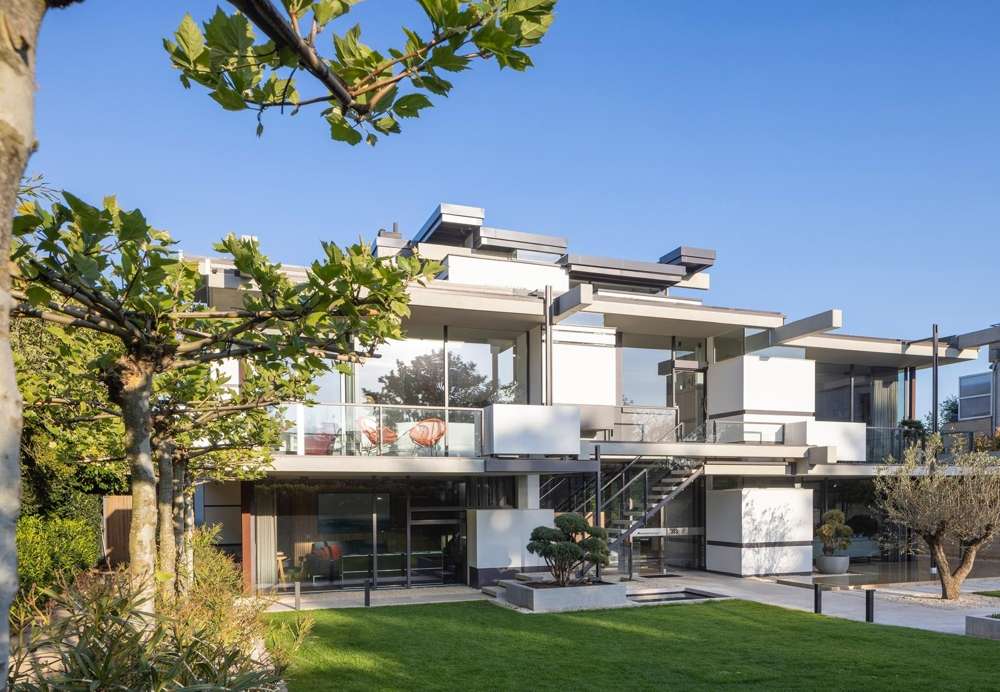 Thumbnail-Wohnung zum Mieten in Düsseldorf Ludenberg 2.995,00 € 175.5 m²