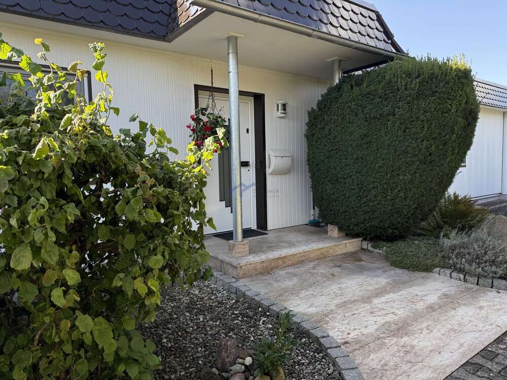 Thumbnail-Haus zum Kaufen in Königsbrunn 697.000,00 € 129 m²