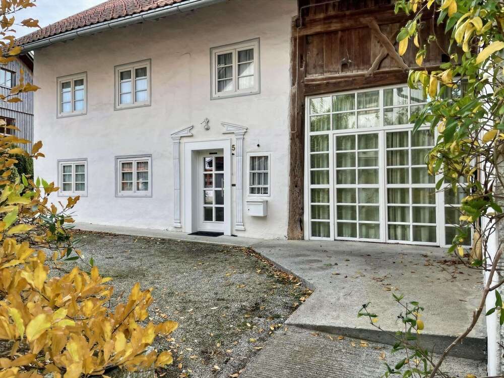 Thumbnail-Haus zum Kaufen in Unterthingau 620.000,00 € 250 m²