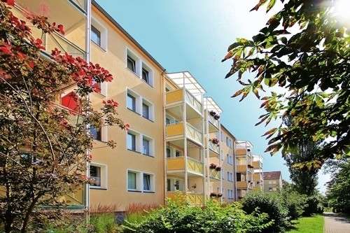 Thumbnail-Wohnung zum Mieten in Zwickau 302,40 € 48 m²