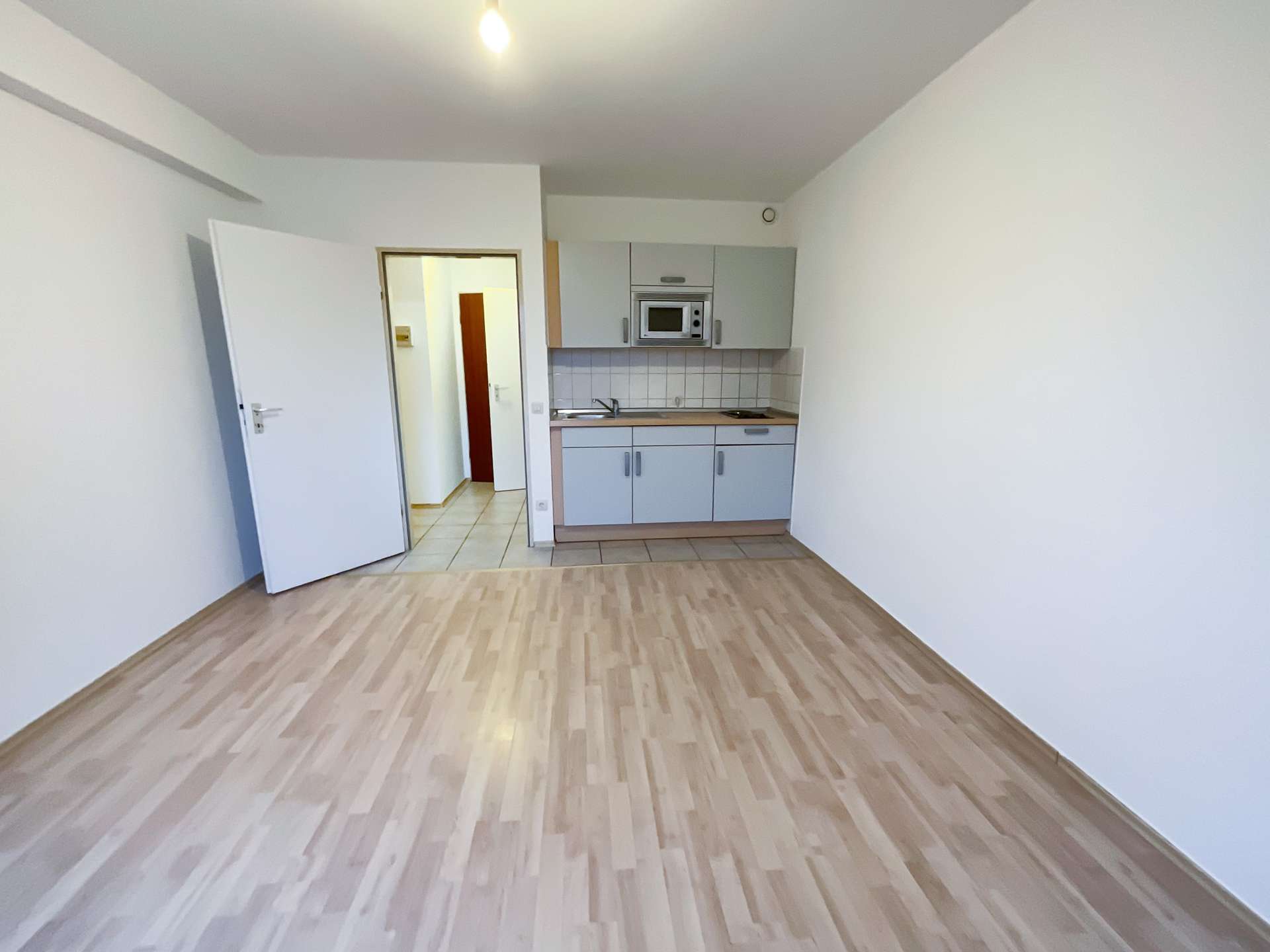 Thumbnail-Wohnung zum Kaufen in Essen 590.000,00 € 224 m²
