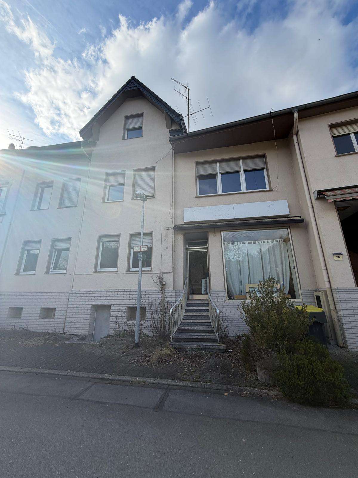 Thumbnail-Haus zum Kaufen in Altena 350.000,00 € 556 m²