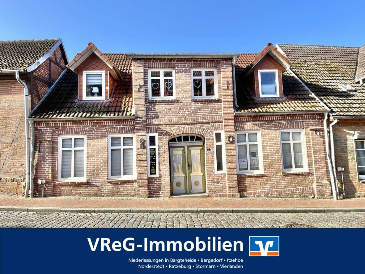 Thumbnail-Haus zum Kaufen in Gadebusch 249.000,00 € 227 m²