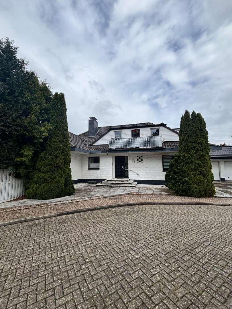 Thumbnail-Haus zum Kaufen in Oldenburg 569.000,00 € 195 m²
